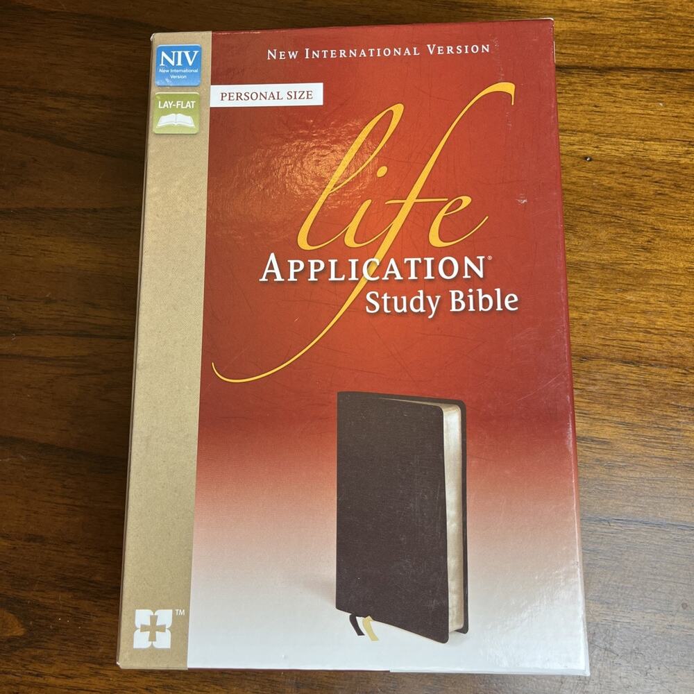 NIV Life Application Study Bible (2011, Black Bonded Leather) - Prior Engraved